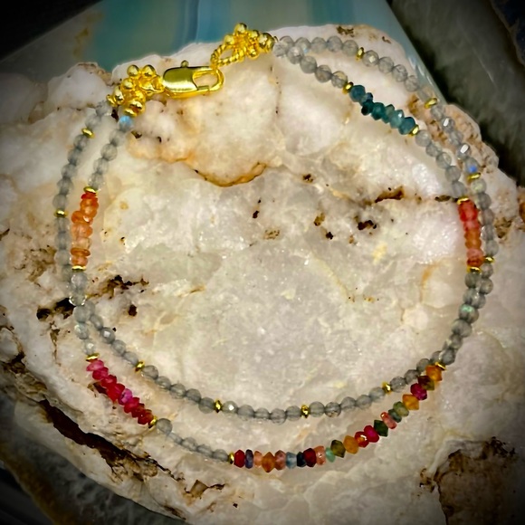 Double Strand Multi-Sapphire & Labradorite Bracelet in 18kt Gold Vermeil - Picture 7 of 7